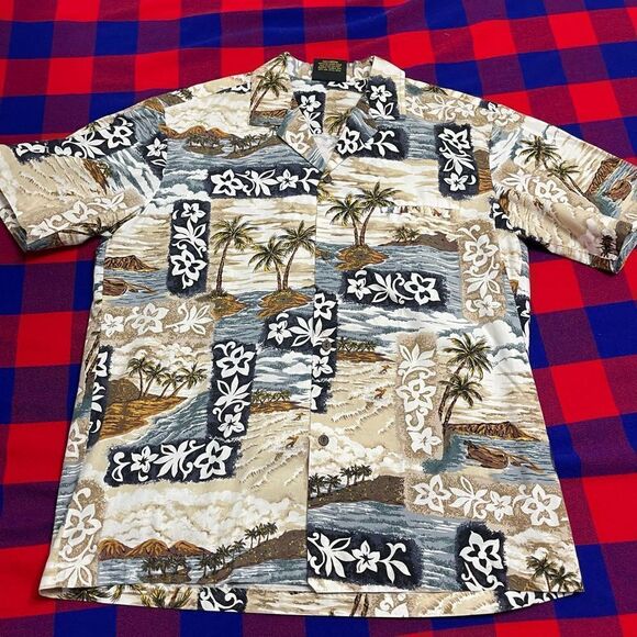 Royal Creations Vintage Hawaiian Button Up Shirt Size Large - Picture 1 of 5
